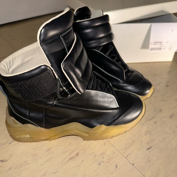 Maison Margiela High Top Size 42 - Picture 1 of 3